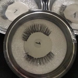 NEW Magnetic Eyelashes! Three sets EUC